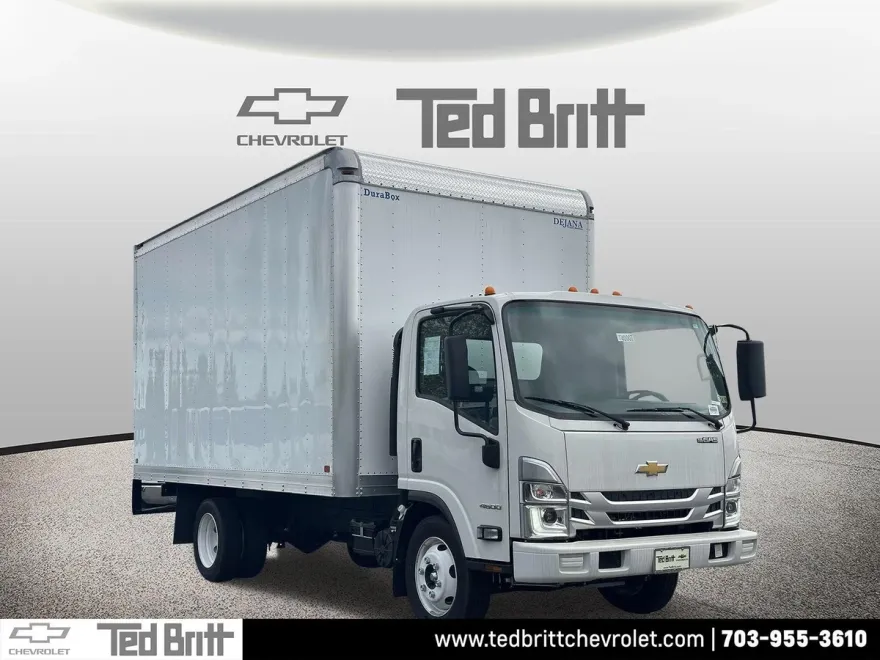 2024 Chevrolet Silverado 4500HD Base photo 1