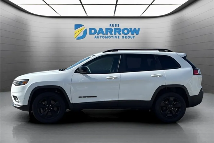 2023 Jeep Cherokee Altitude photo 1