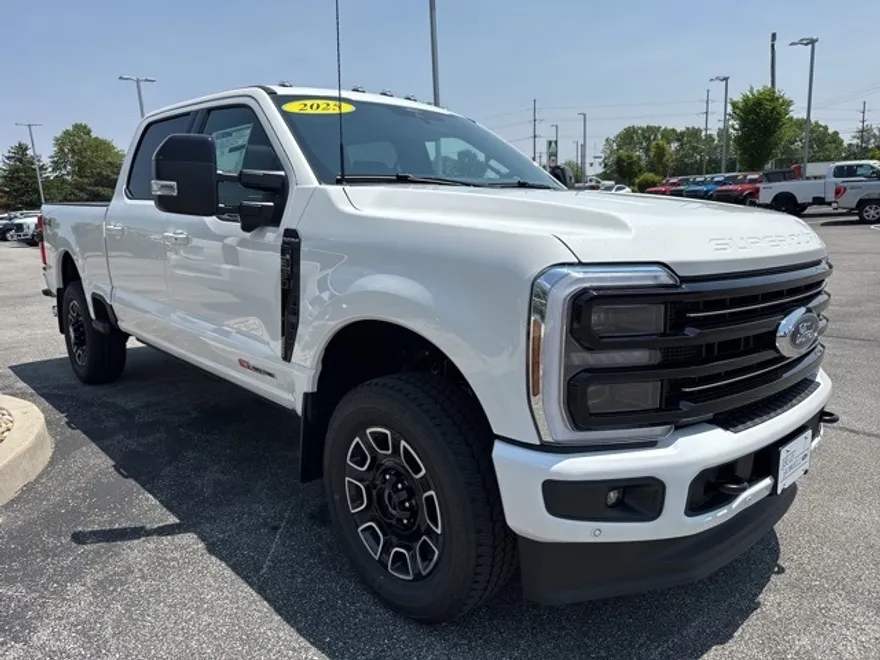 2025 Ford F-350 photo 1