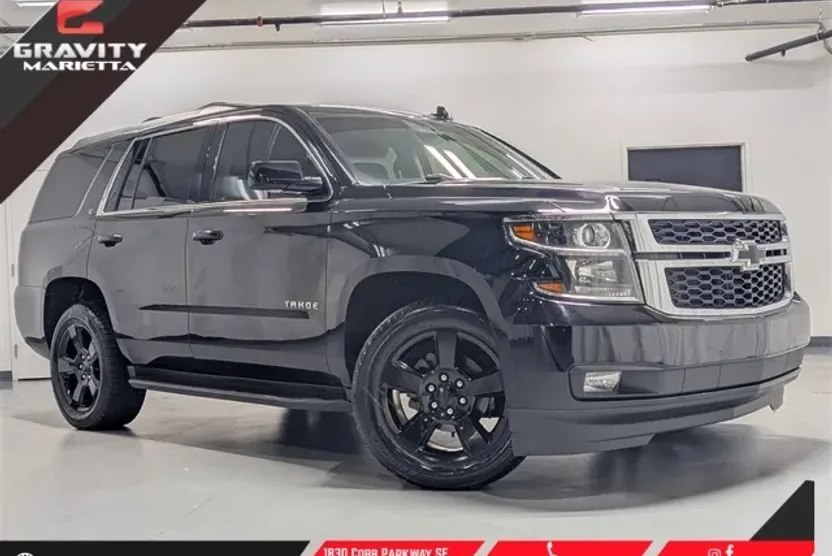 2017 Chevrolet Tahoe LT photo 1