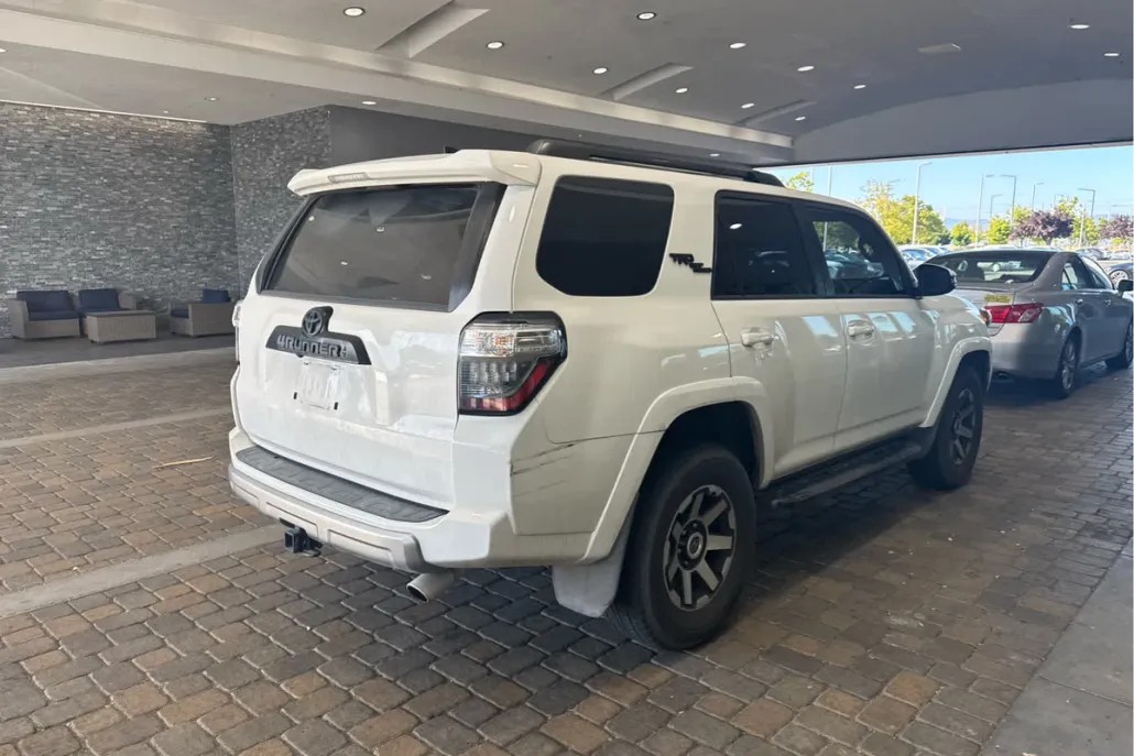 2022 Toyota 4Runner TRD Premium photo 1