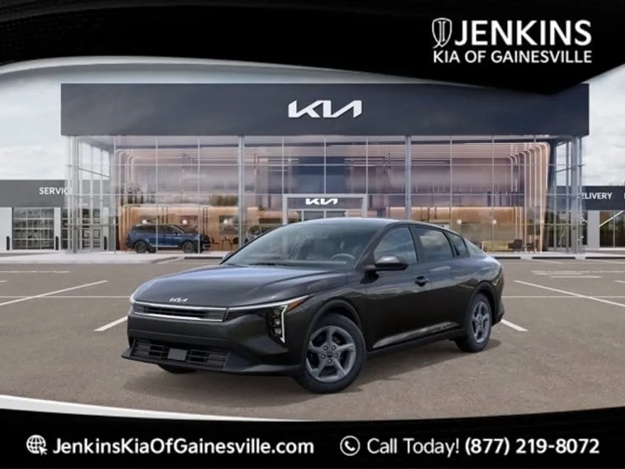 2025 Kia K4 LXS photo 1