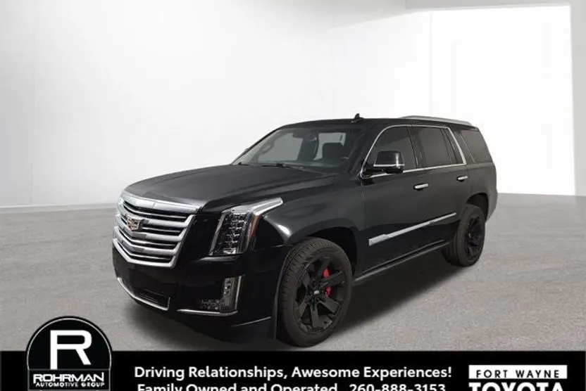 2019 Cadillac Escalade Platinum photo 1