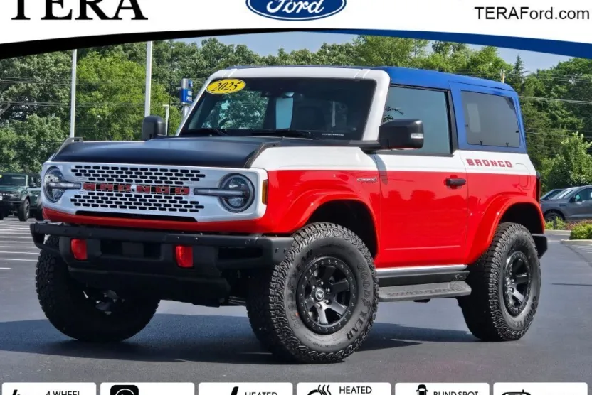 2025 Ford Bronco First Edition photo 1