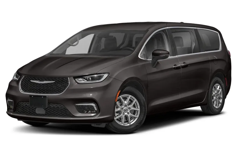 2023 Chrysler Pacifica Touring L photo 1
