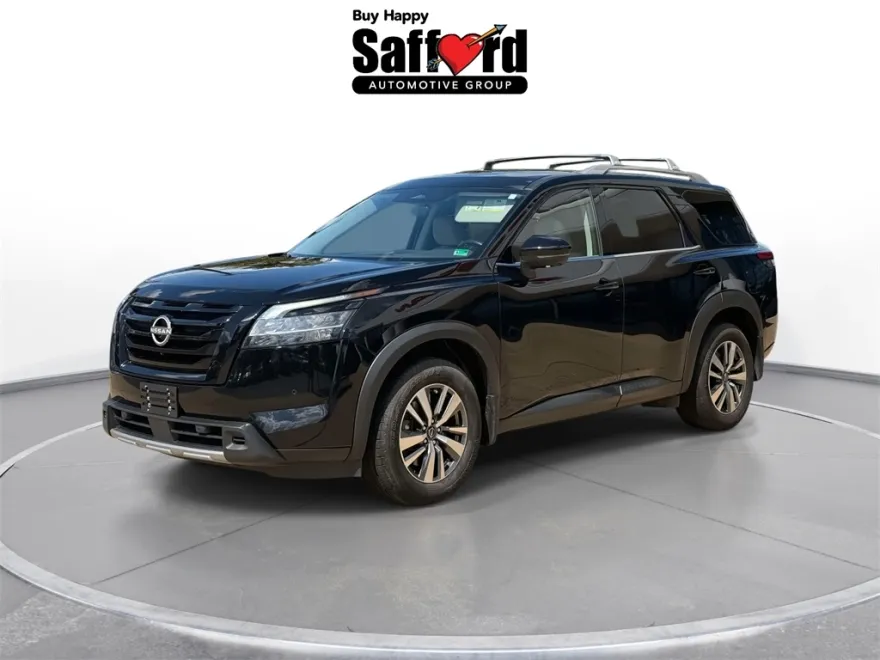 2023 Nissan Pathfinder SL photo 1