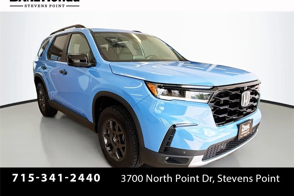 2025 Honda Pilot TrailSport photo 1