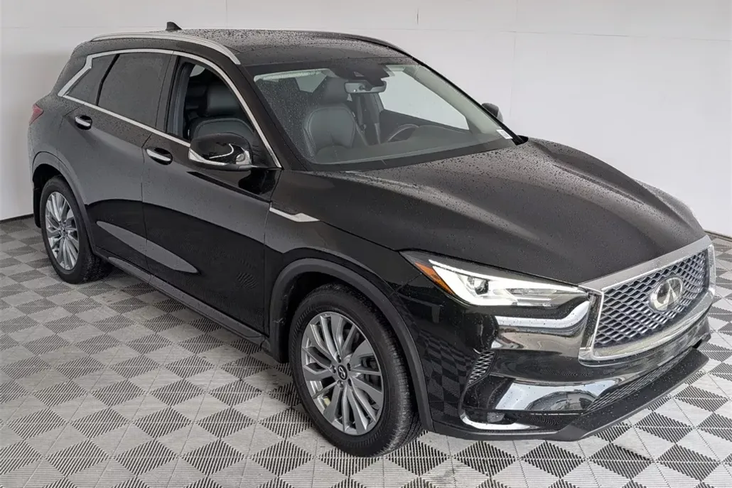 2025 Infiniti QX50 Luxe AWD photo 1