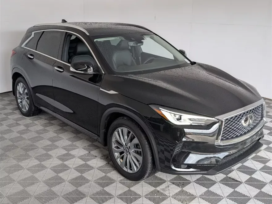 2025 Infiniti QX50 Luxe AWD photo 1