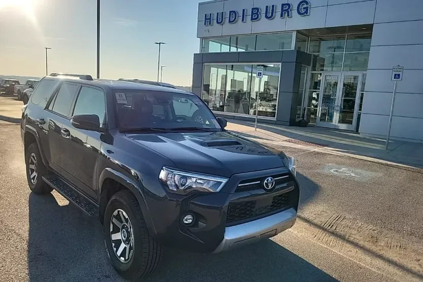2024 Toyota 4Runner TRD Off-Road Premium photo 1