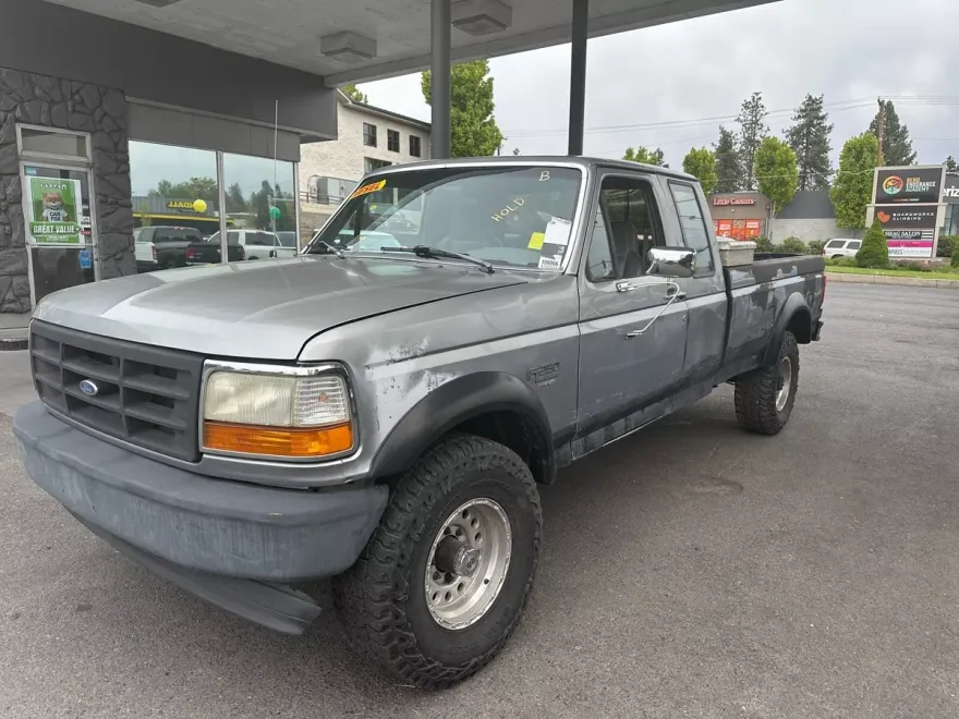 1997 Ford F-250 XL photo 1