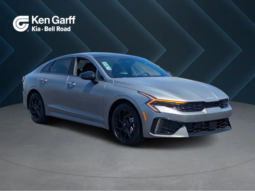 2026 Kia K5 GT-Line photo 1
