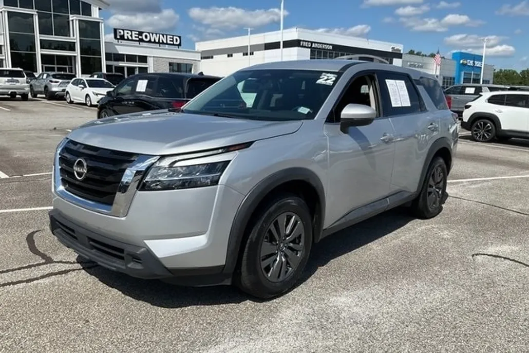 2022 Nissan Pathfinder S photo 1