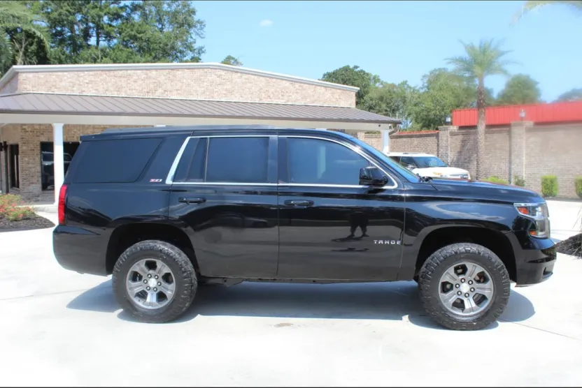 2015 Chevrolet Tahoe Z71 photo 1