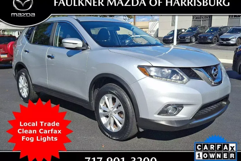 2016 Nissan Rogue AWD SV photo 1