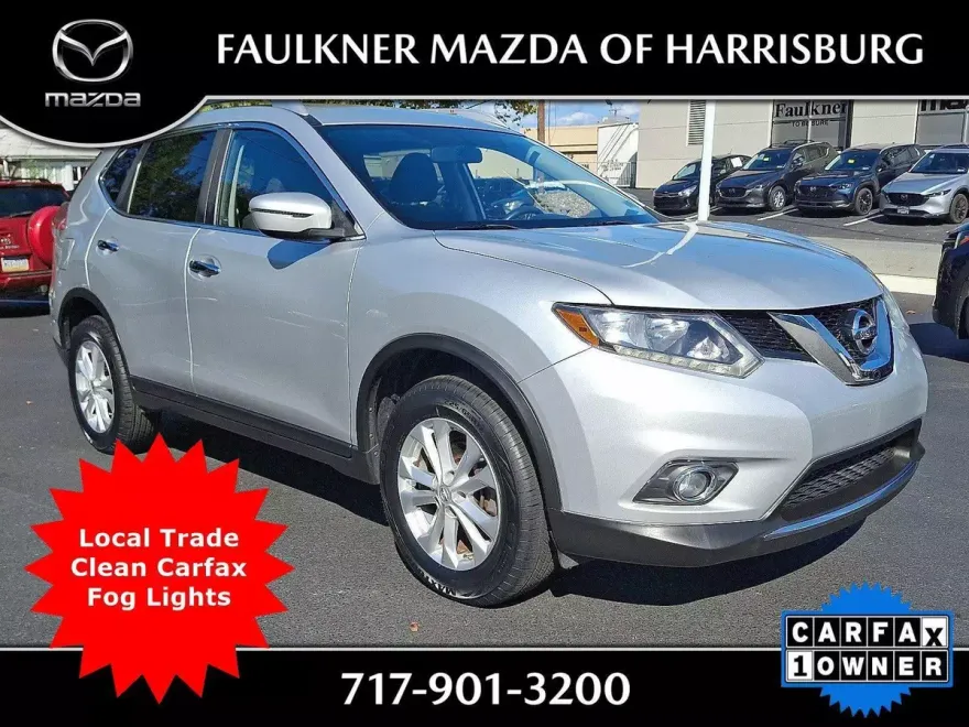 2016 Nissan Rogue AWD SV photo 1