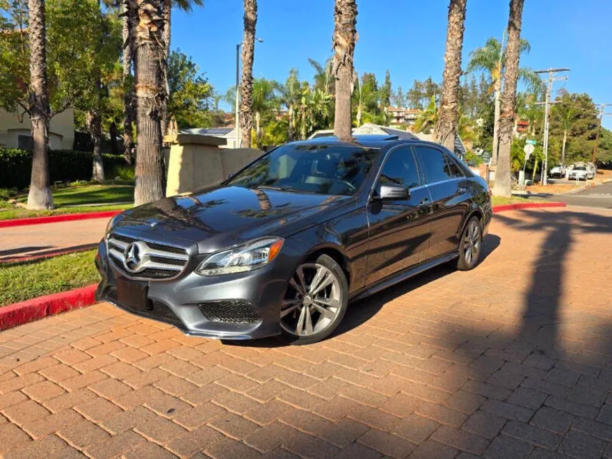 2014 Mercedes Benz E 350 photo 1