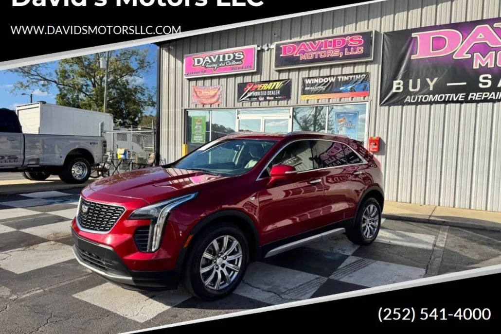 2021 Cadillac XT4 Premium Luxury photo 1