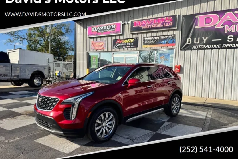 2021 Cadillac XT4 Premium Luxury photo 1