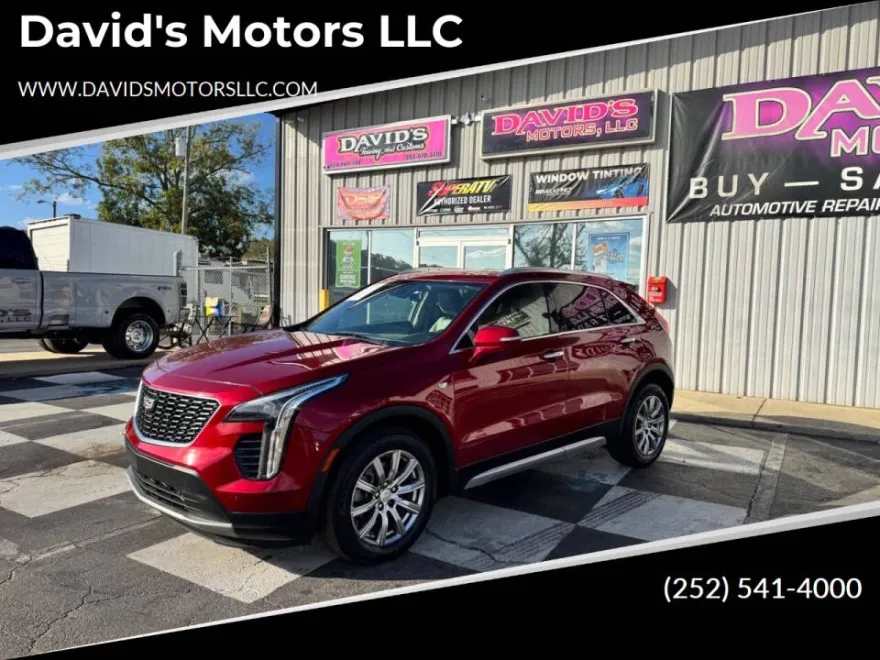 2021 Cadillac XT4 Premium Luxury photo 1