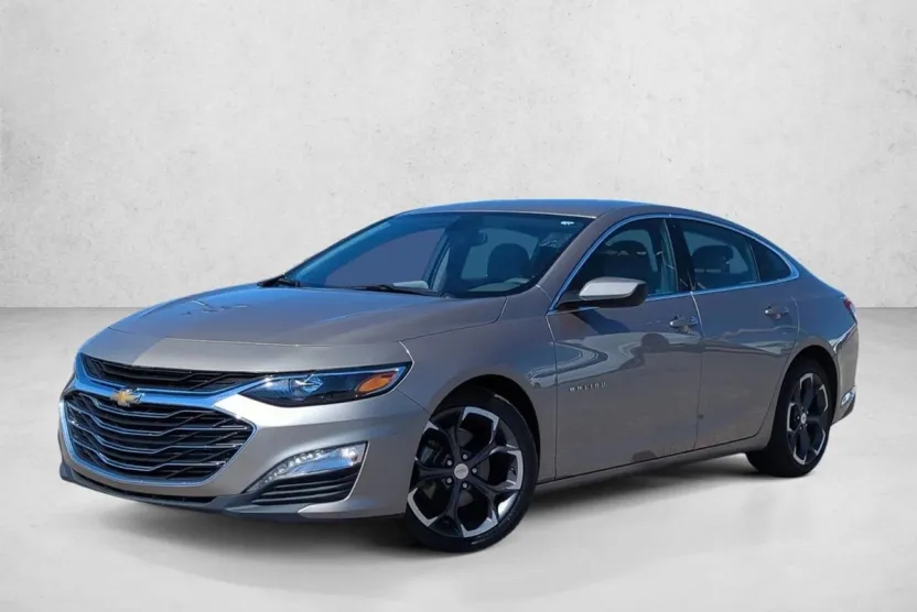 2022 Chevrolet Malibu 1LT photo 1