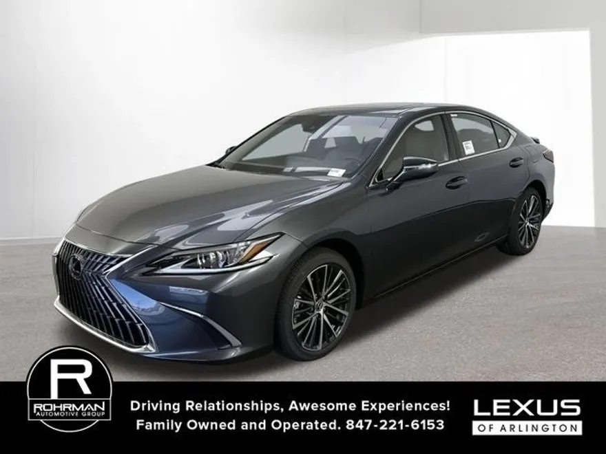 2025 Lexus ES 300h photo 1