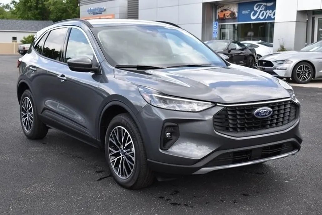 2023 Ford Escape Plug-In Hybrid Base photo 1