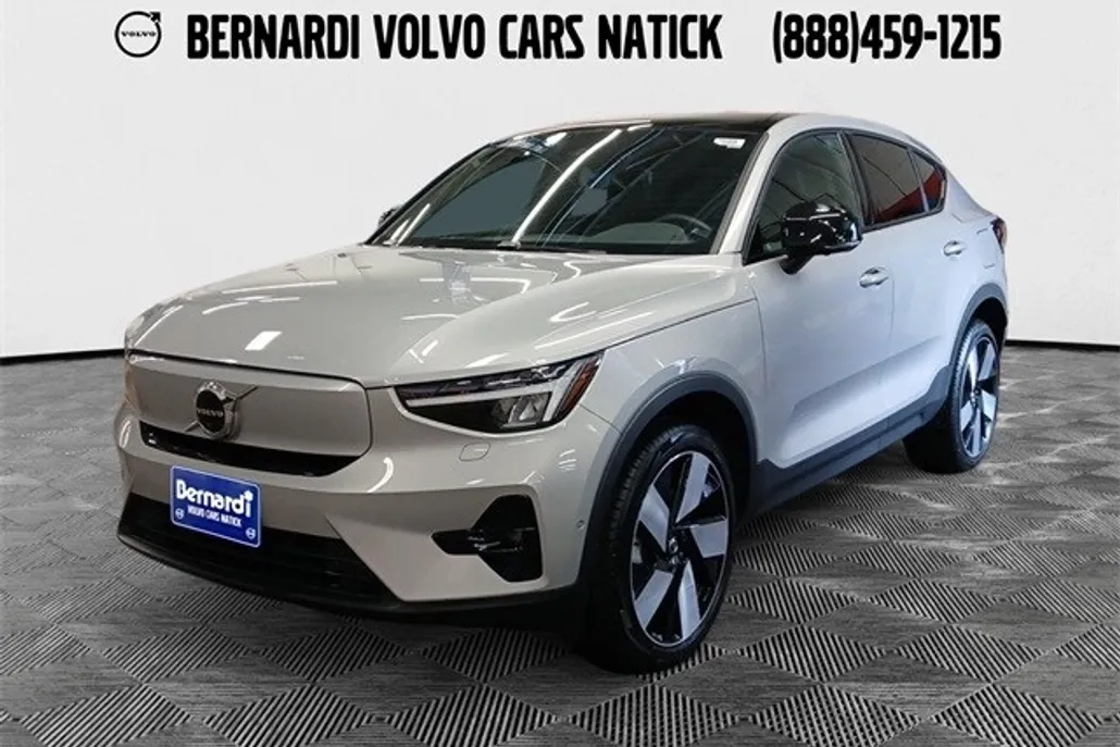 2023 Volvo C40 Recharge Plus photo 1