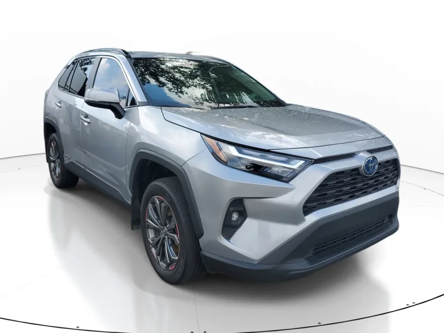 2024 Toyota RAV4 Hybrid XLE Premium photo 1
