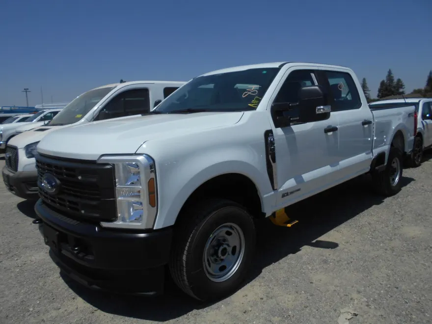 2025 Ford F-250 photo 1