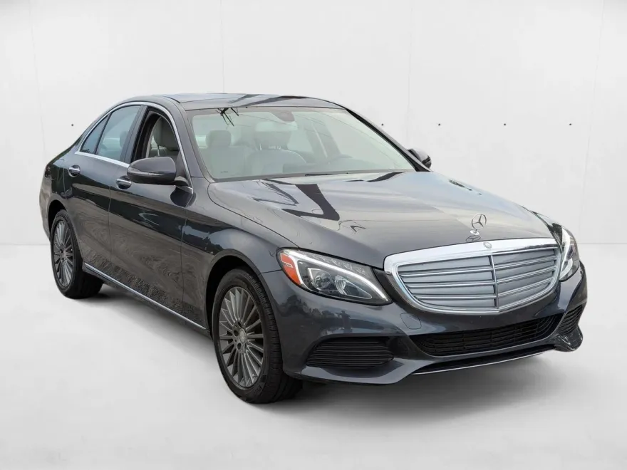 2016 Mercedes Benz C 300 4MATIC Luxury Sedan photo 1