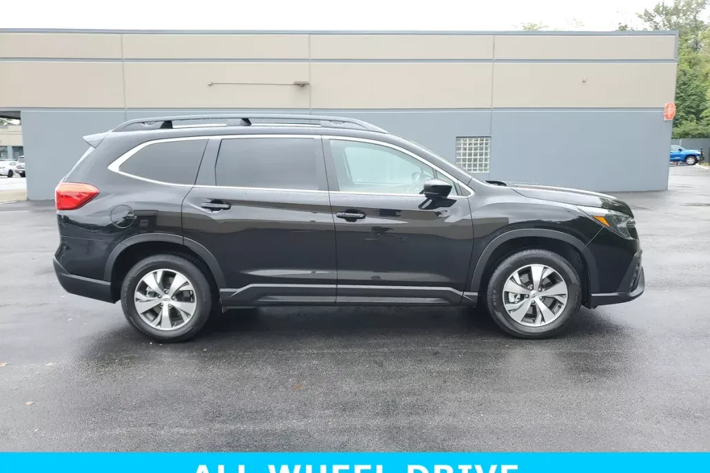 2024 Subaru Ascent Premium photo 1