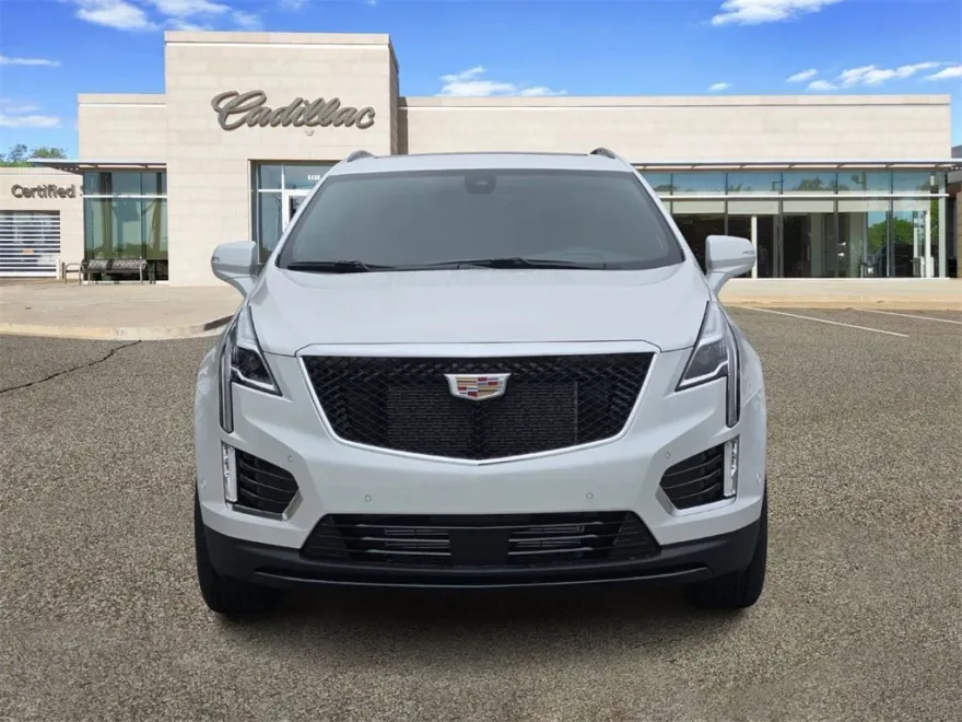 2025 Cadillac XT5 Sport photo 1