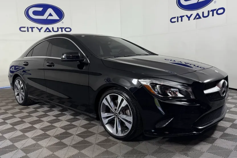 2019 Mercedes Benz CLA 250 photo 1