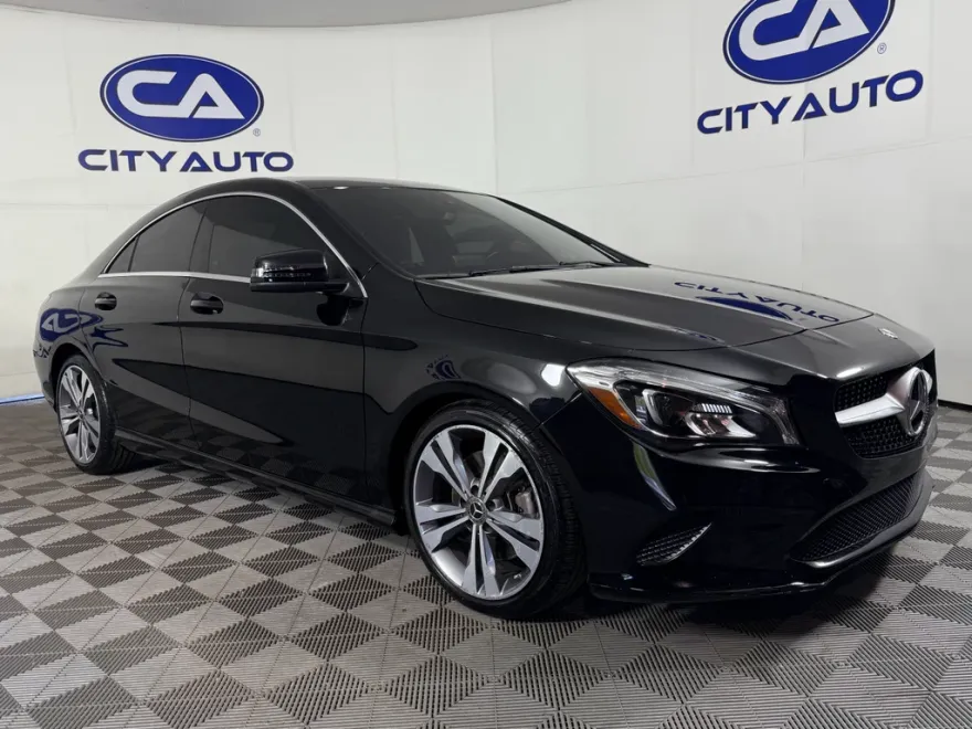 2019 Mercedes Benz CLA 250 photo 1