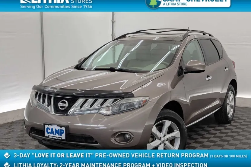 2010 Nissan Murano SL photo 1