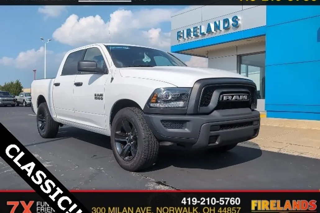 2024 Ram 1500 Classic Warlock photo 1