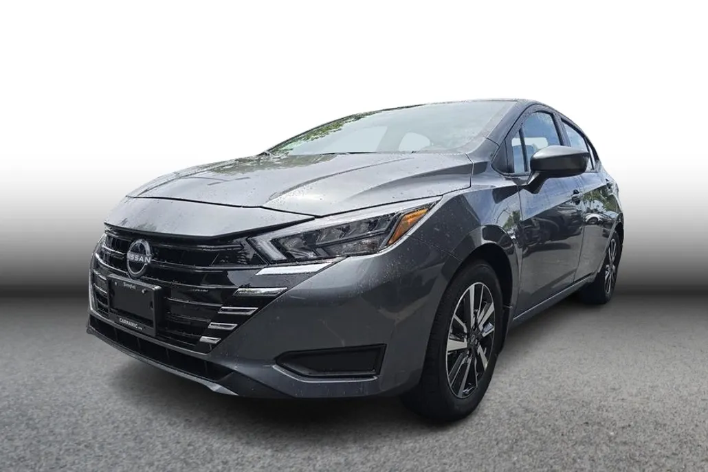 2025 Nissan Versa SV photo 1