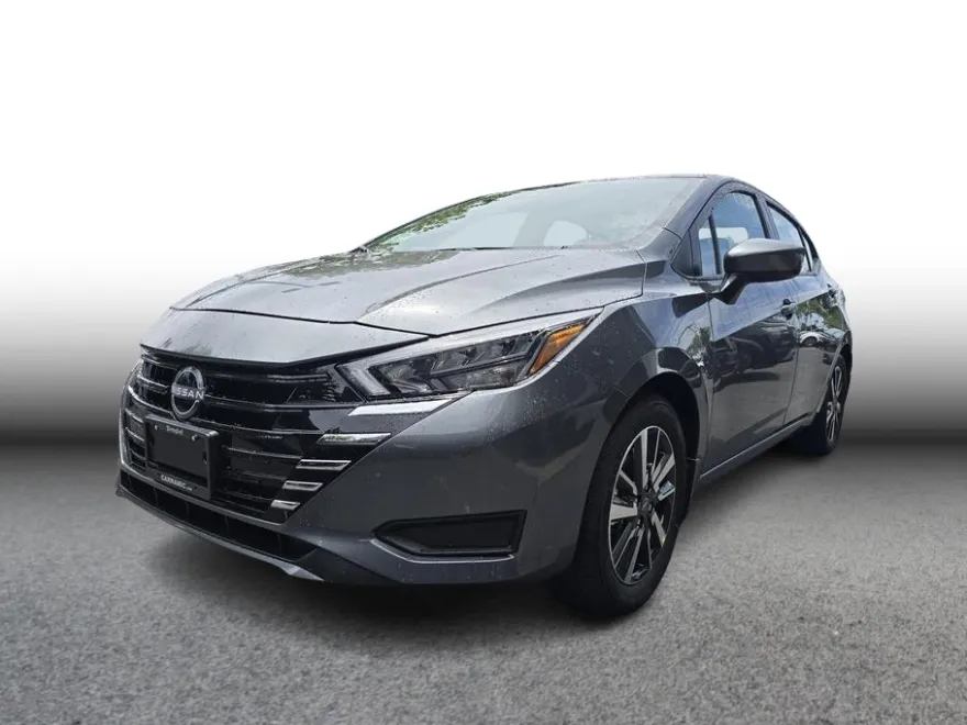 2025 Nissan Versa SV photo 1