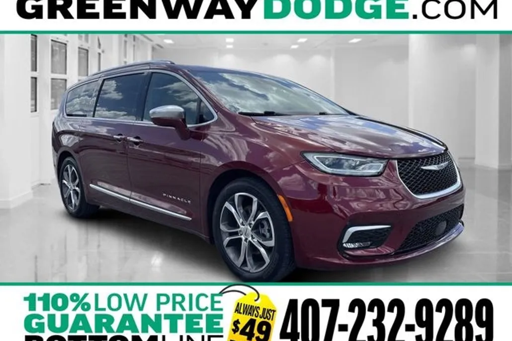 2022 Chrysler Pacifica Pinnacle photo 1