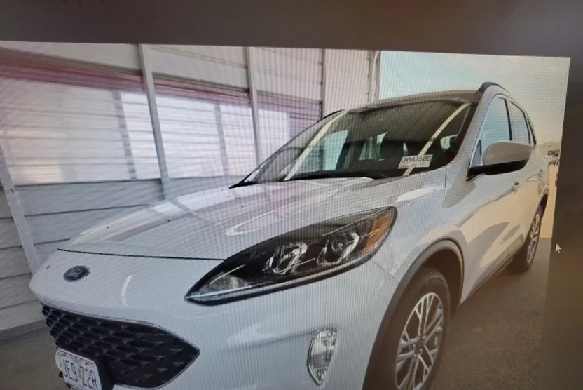 2021 Ford Escape Hybrid SEL photo 1