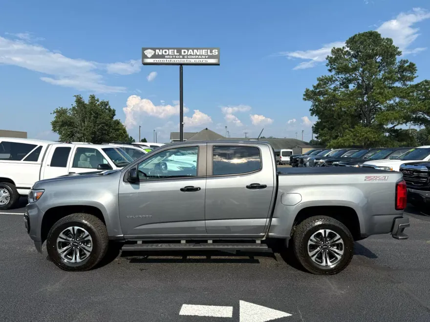 2022 Chevrolet Colorado Z71 photo 1
