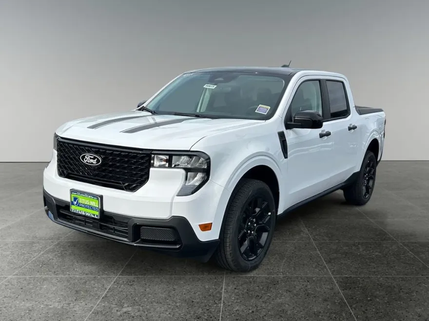 2025 Ford Maverick XLT photo 1