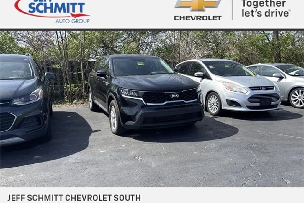 2021 Kia Sorento LX photo 1