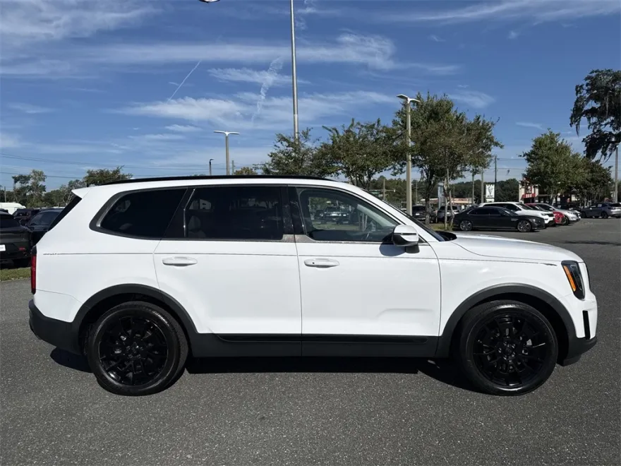 2021 Kia Telluride EX photo 1