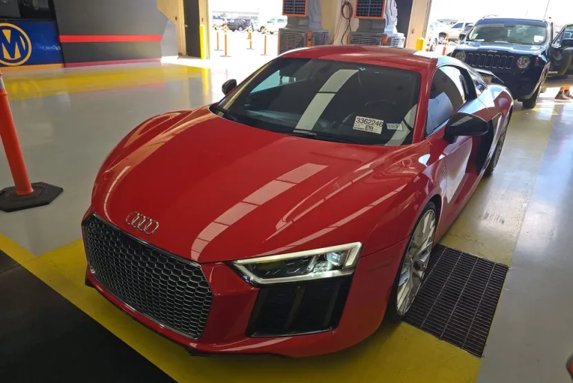 2017 Audi R8 5.2 Plus Quattro photo 1
