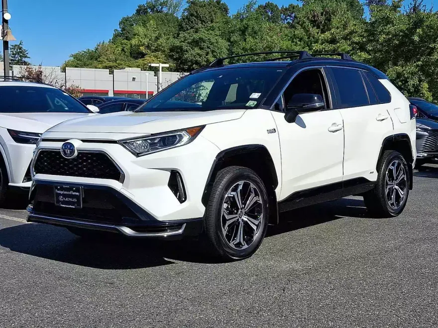 2021 Toyota RAV4 Prime XSE photo 1
