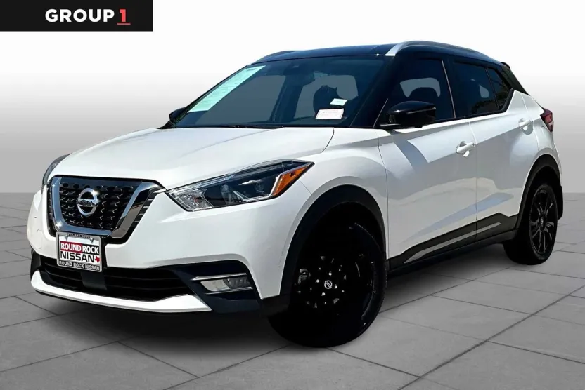 2020 Nissan Kicks SR photo 1