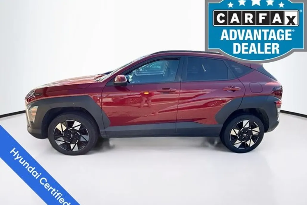 2025 Hyundai Kona SEL photo 1