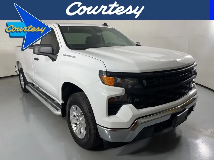 2024 Chevrolet Silverado 1500 photo 1